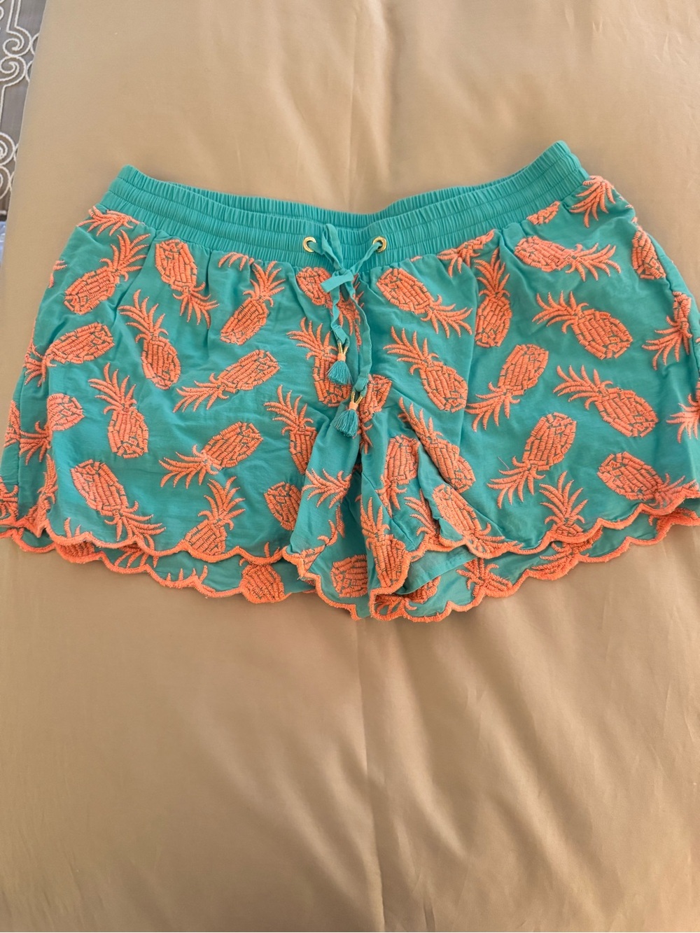 Lilly Pulitzer Teal Shorts with Coral Pineapple Embroidery, size small